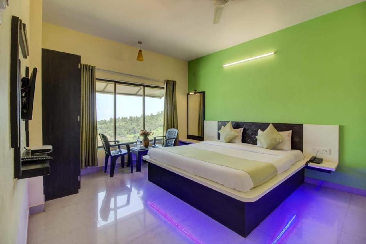 Evergreen Holidays Mahābaleshwar Extérieur photo